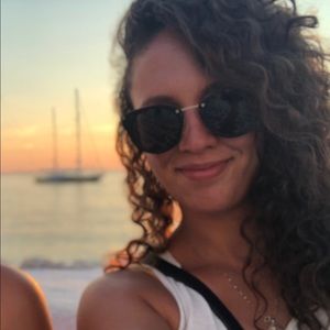 Meet your Posher, Gabriele